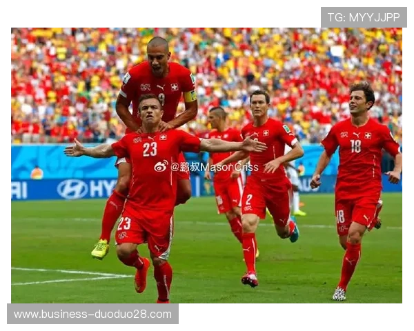 欧洲杯赛场激情再燃 新一届豪强对决引发全球足球狂潮