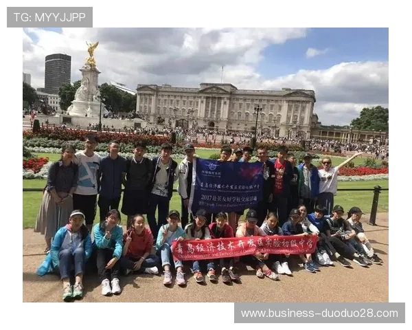 女王公园巡游者俱乐部：探索历史与自然交织的独特魅力
